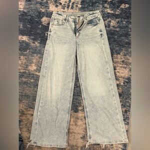 American Eagle Outfitters Light Blue Denim Jeans